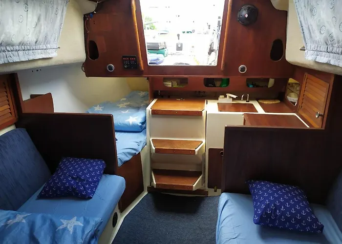 Botel Na Jachcie Lanette W Swinoujsciu