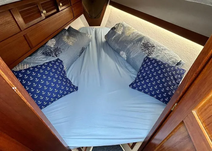 Botel Na Jachcie Lanette W Swinoujsciu Swinoujscie